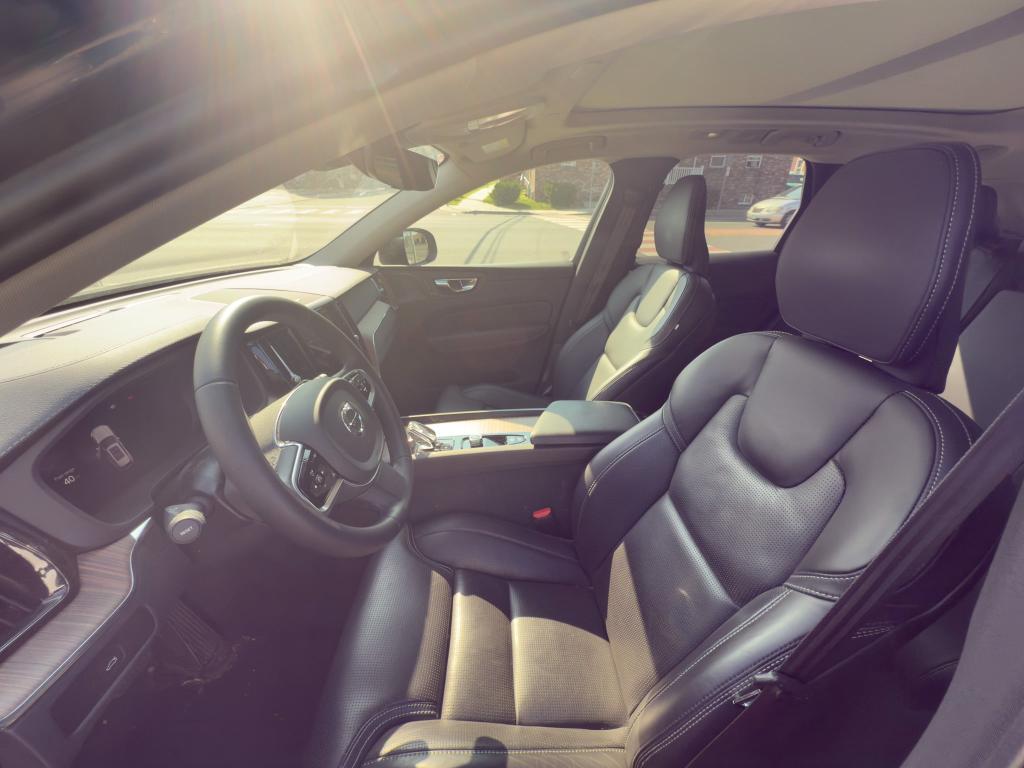 used 2023 Volvo XC60 car, priced at $37,813