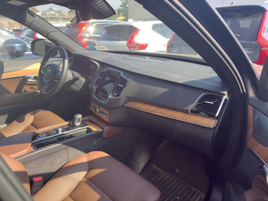 used 2024 Volvo XC90 Recharge Plug-In Hybrid car, priced at $54,097