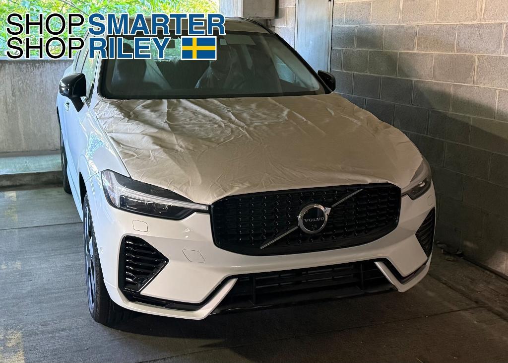 new 2025 Volvo XC60 Plug-In Hybrid car, priced at $67,425