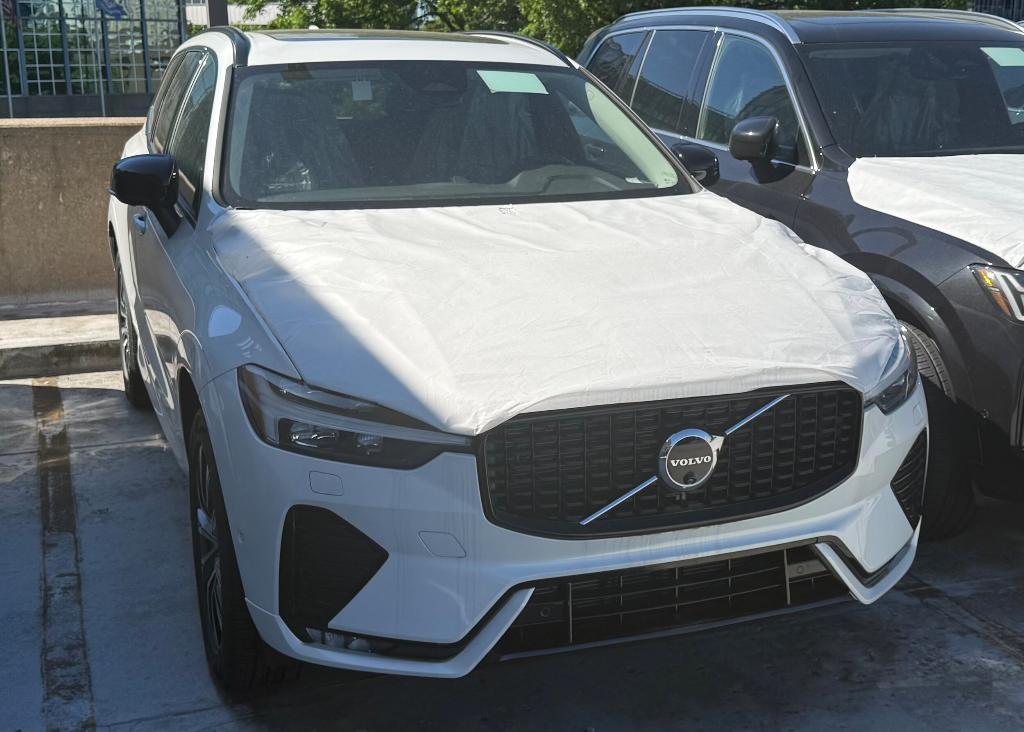 new 2025 Volvo XC60 car, priced at $54,540