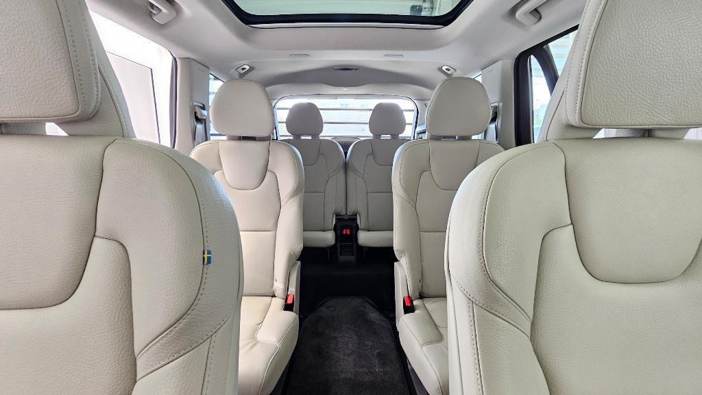 used 2022 Volvo XC90 car, priced at $42,528