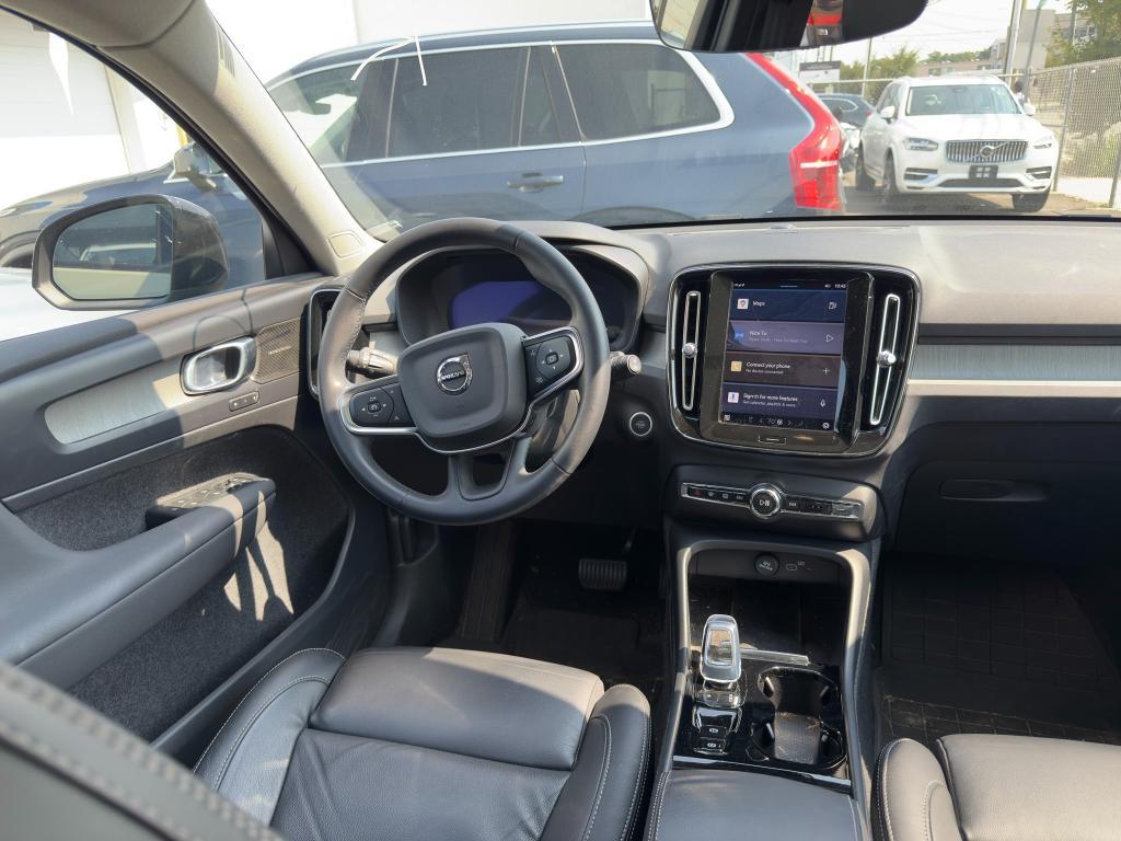 used 2023 Volvo XC40 car, priced at $31,504