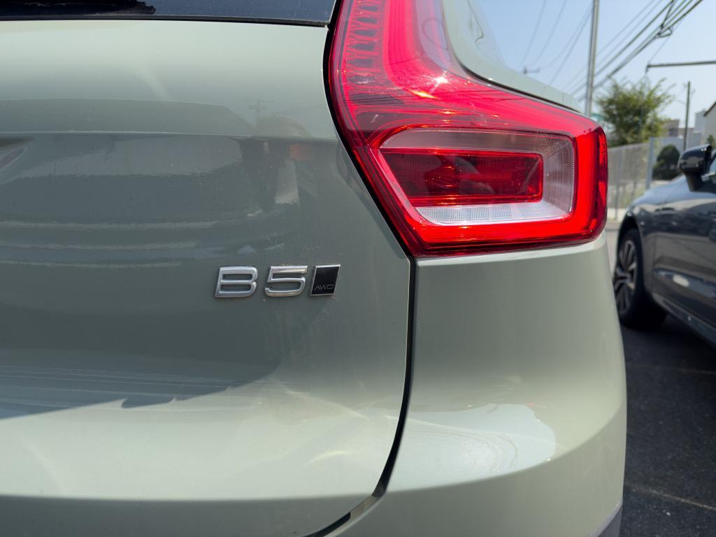 used 2023 Volvo XC40 car, priced at $31,504