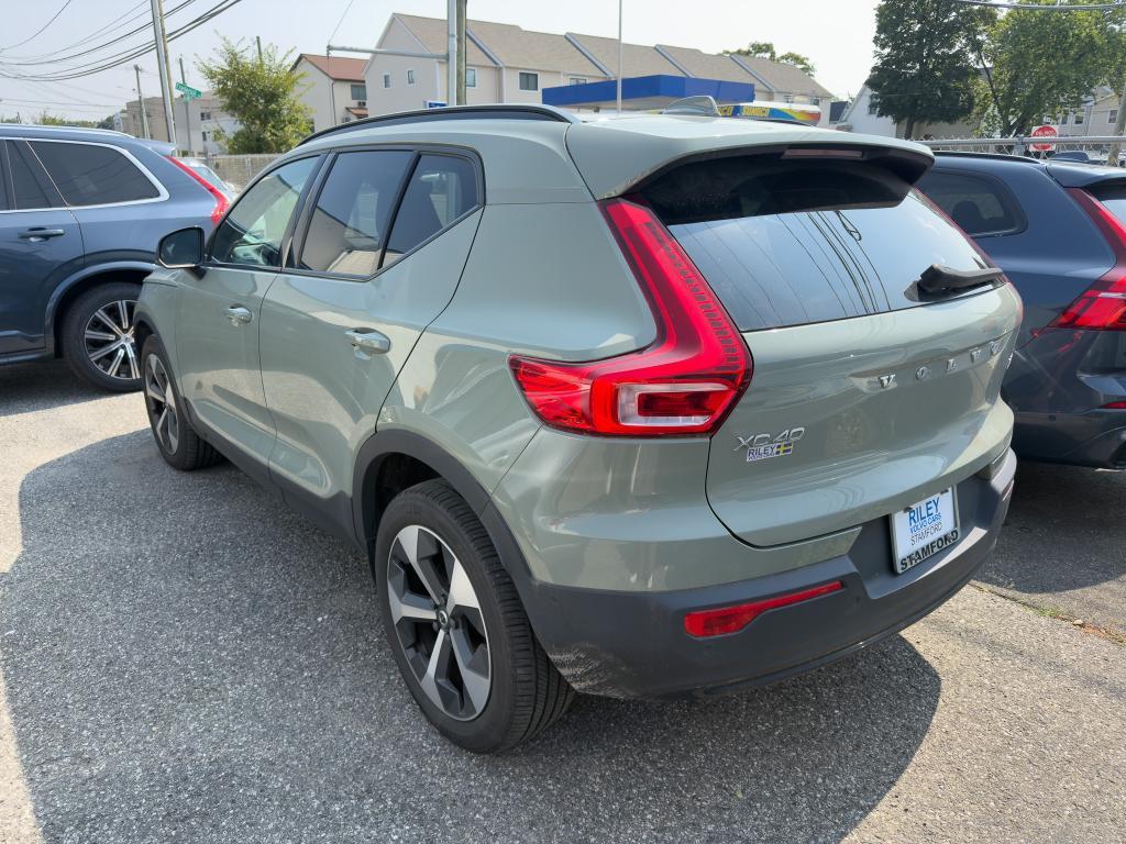 used 2023 Volvo XC40 car, priced at $31,504