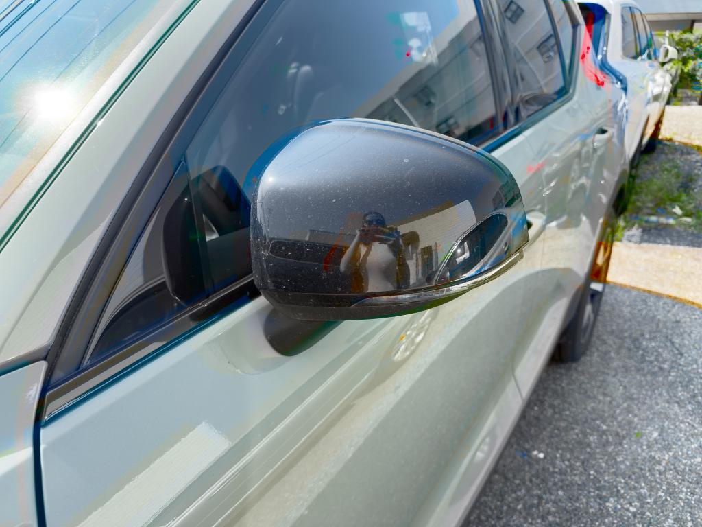 used 2023 Volvo XC40 car, priced at $31,504