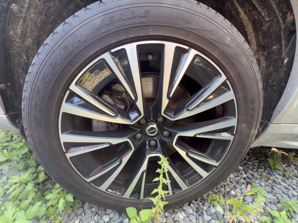 used 2023 Volvo XC90 Recharge Plug-In Hybrid car, priced at $52,394
