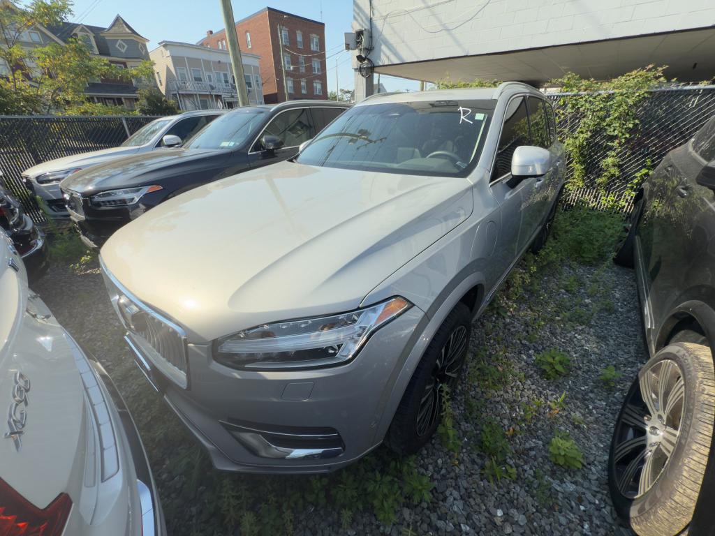 used 2023 Volvo XC90 Recharge Plug-In Hybrid car, priced at $52,394