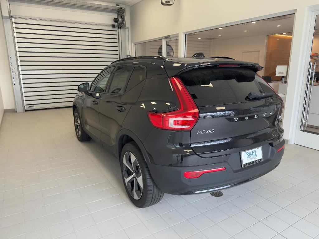 used 2023 Volvo XC40 car, priced at $32,337