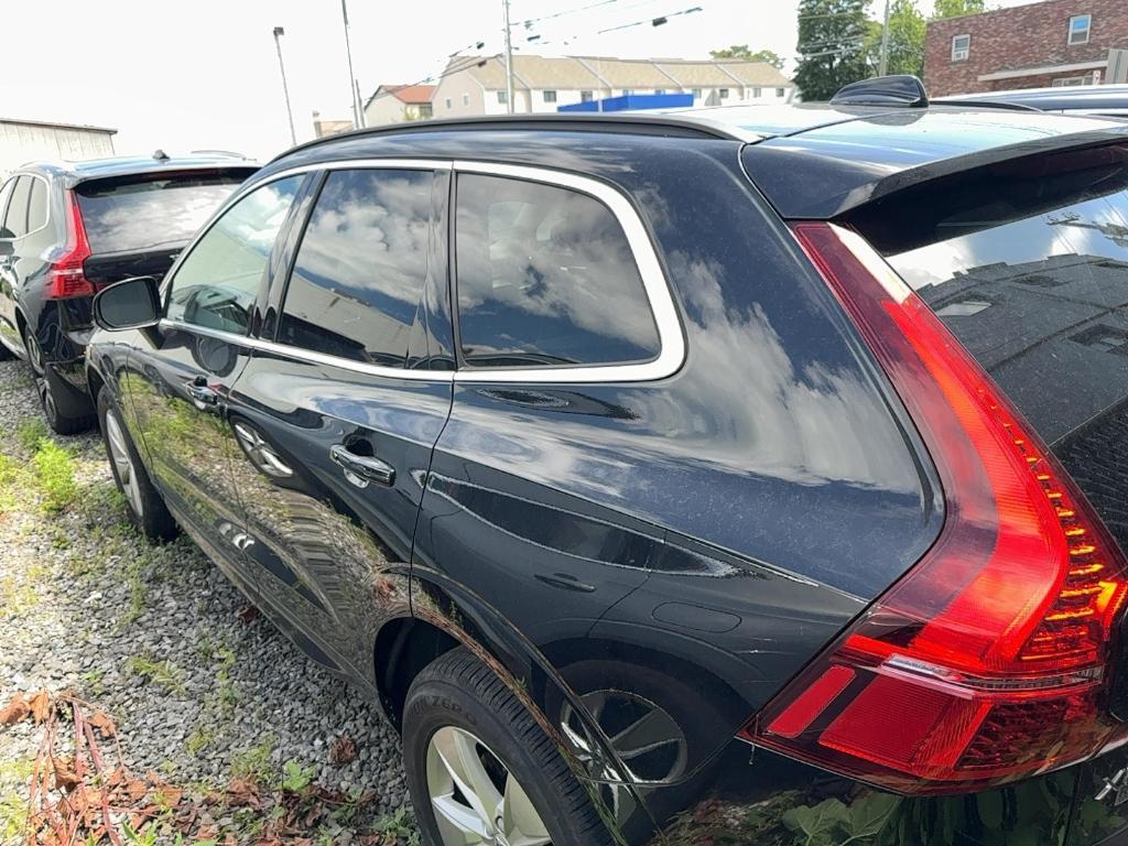 used 2022 Volvo XC60 car, priced at $33,896