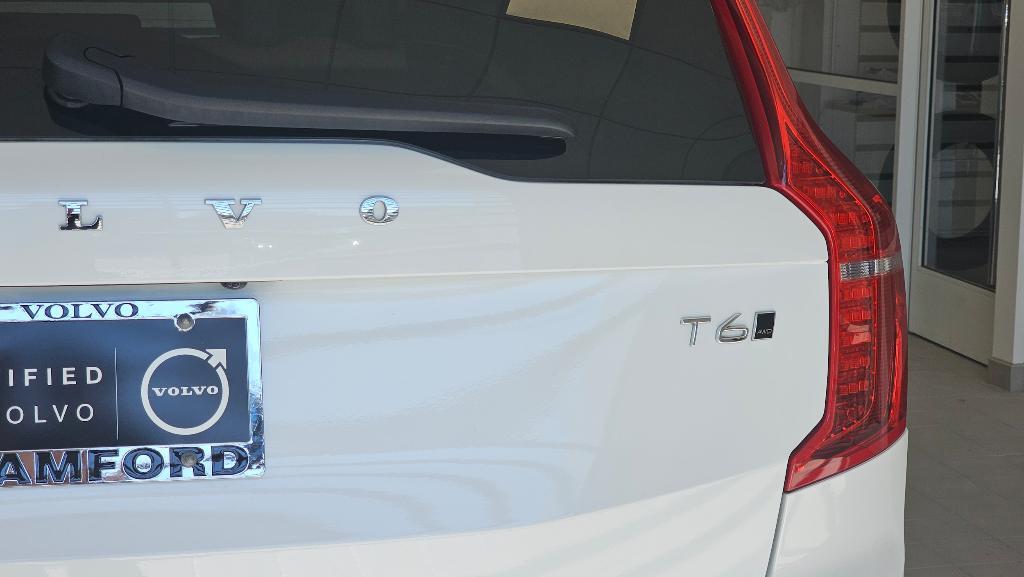 used 2022 Volvo XC90 car, priced at $40,207