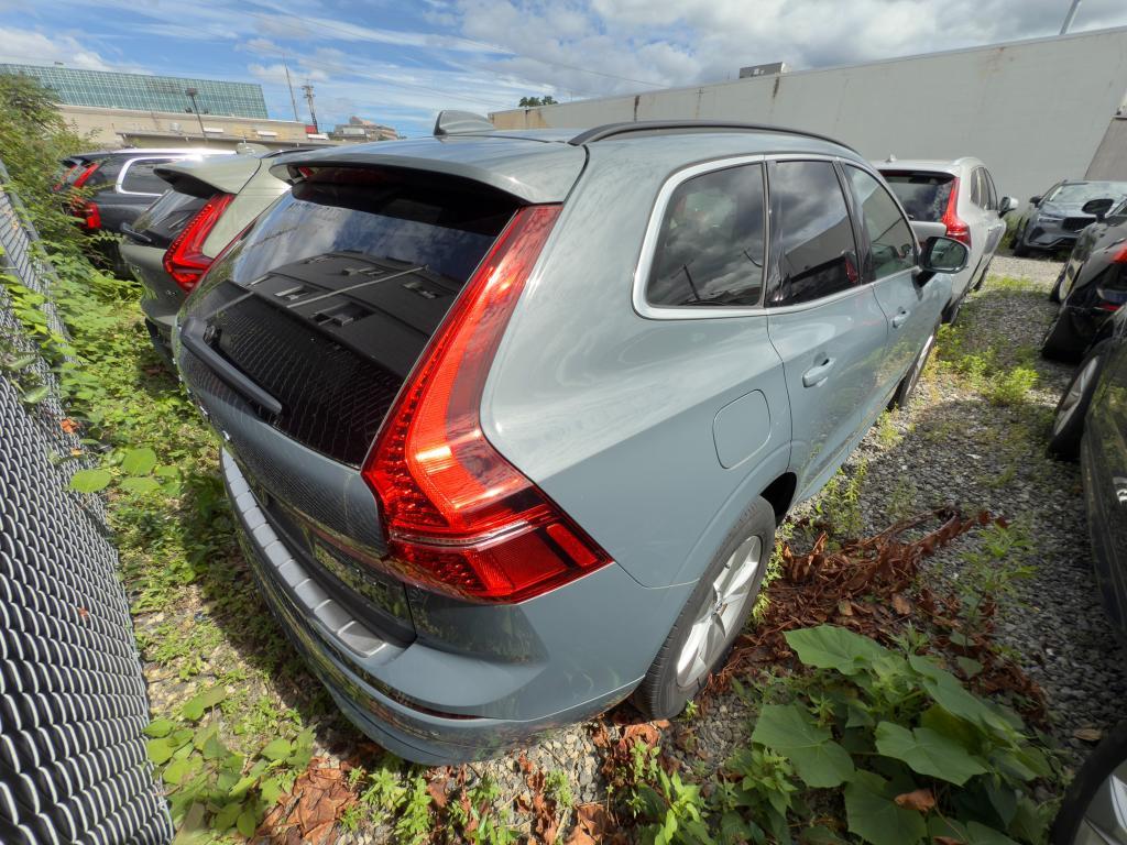 used 2022 Volvo XC60 car, priced at $31,624