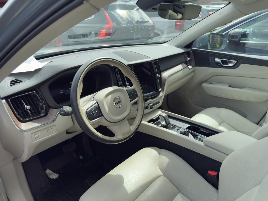 used 2022 Volvo XC60 car, priced at $32,164