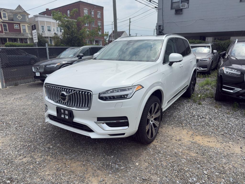 used 2023 Volvo XC90 Recharge Plug-In Hybrid car, priced at $52,326