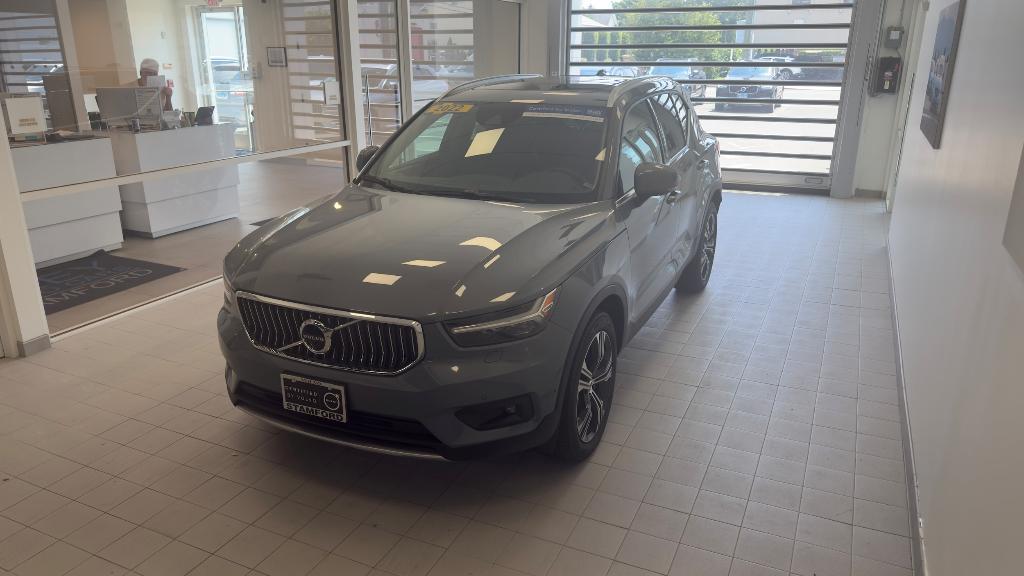 used 2022 Volvo XC40 car, priced at $35,110