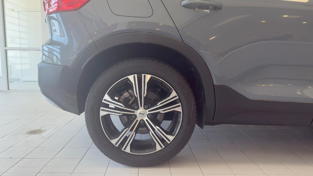 used 2022 Volvo XC40 car, priced at $35,110