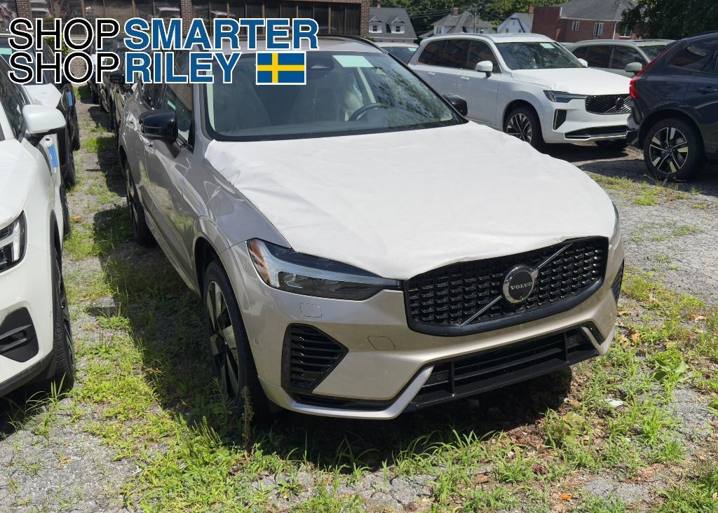 new 2025 Volvo XC60 Plug-In Hybrid car, priced at $66,235