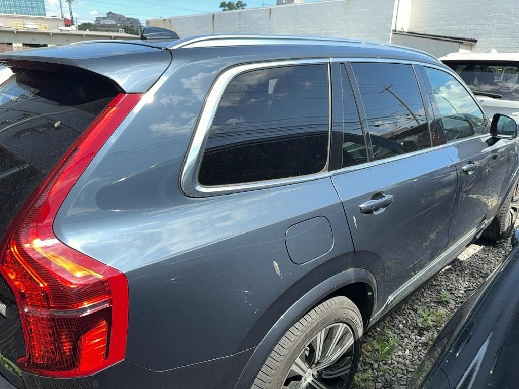 used 2022 Volvo XC90 Recharge Plug-In Hybrid car, priced at $49,069