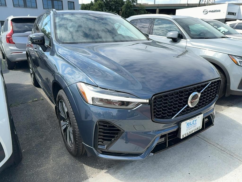 new 2025 Volvo XC60 Plug-In Hybrid car, priced at $53,942