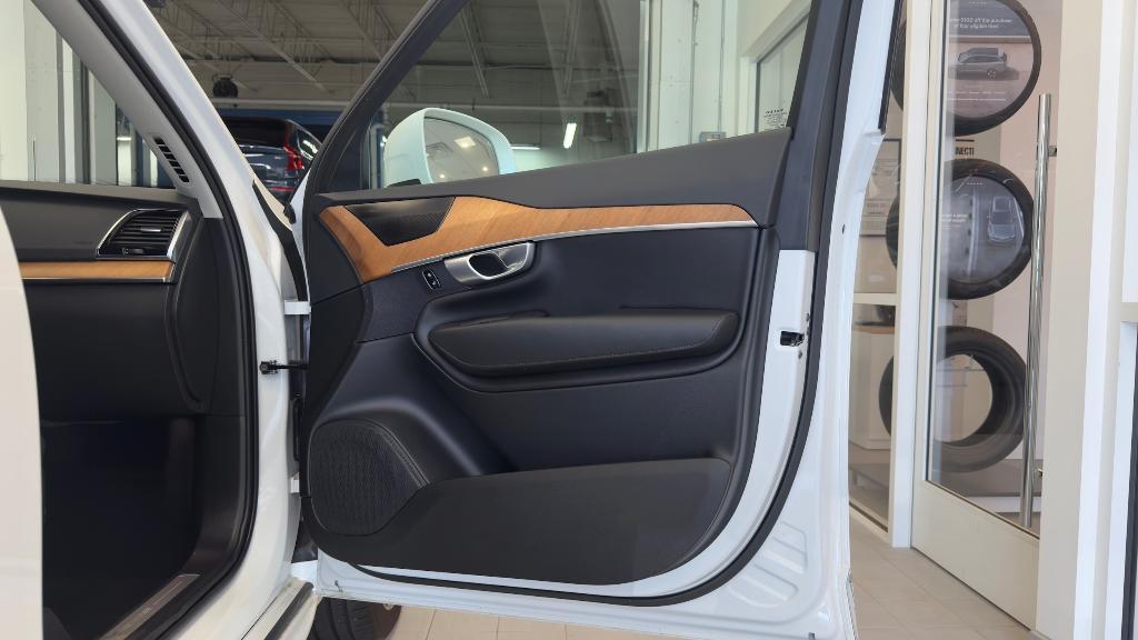 used 2024 Volvo XC90 Recharge Plug-In Hybrid car, priced at $56,250