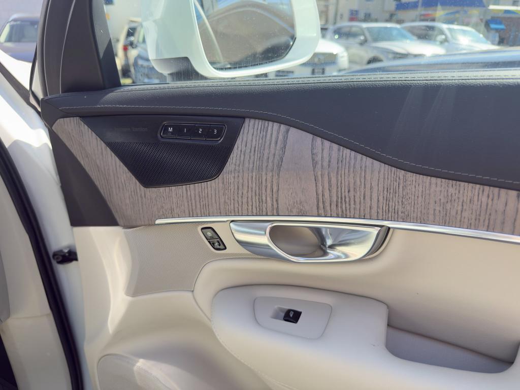 used 2022 Volvo XC90 Recharge Plug-In Hybrid car, priced at $44,978