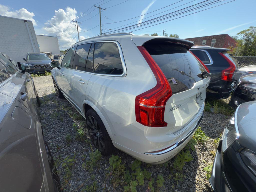 used 2022 Volvo XC90 Recharge Plug-In Hybrid car, priced at $44,978
