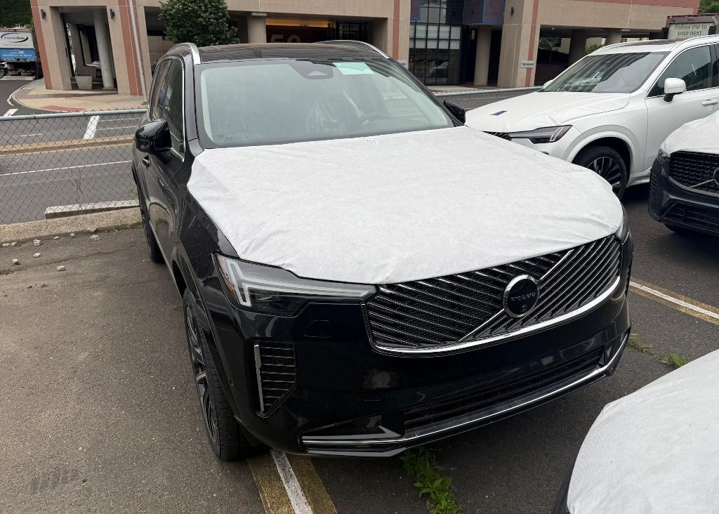 new 2025 Volvo XC90 car, priced at $68,245