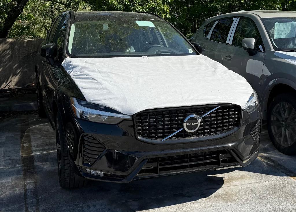 new 2025 Volvo XC60 car, priced at $61,025