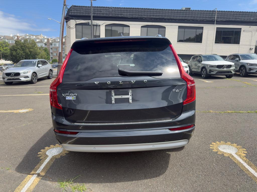 used 2022 Volvo XC90 car, priced at $36,332