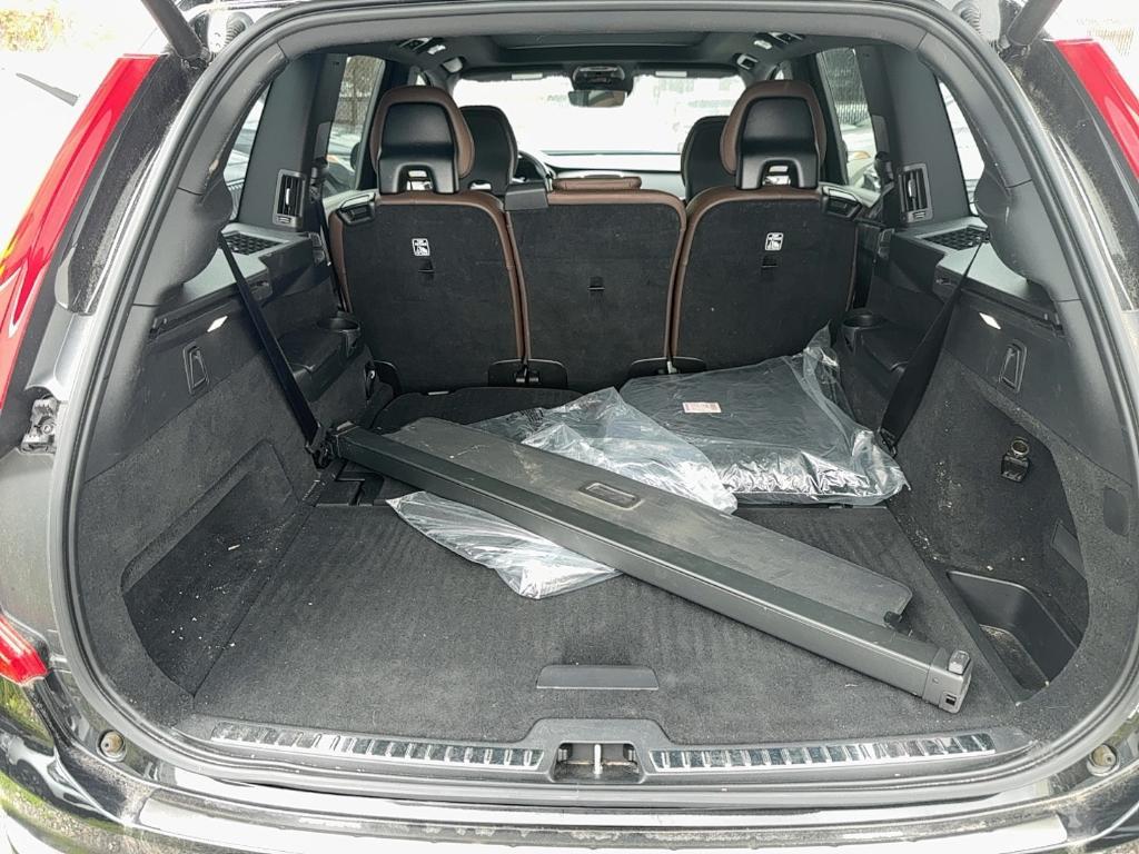 used 2022 Volvo XC90 Recharge Plug-In Hybrid car, priced at $45,917