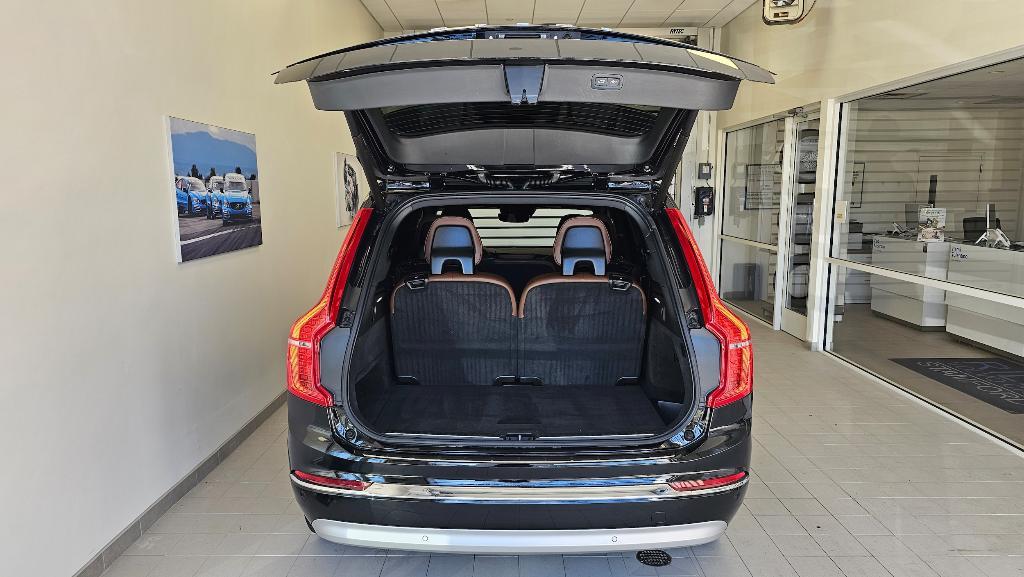 used 2022 Volvo XC90 Recharge Plug-In Hybrid car, priced at $40,945