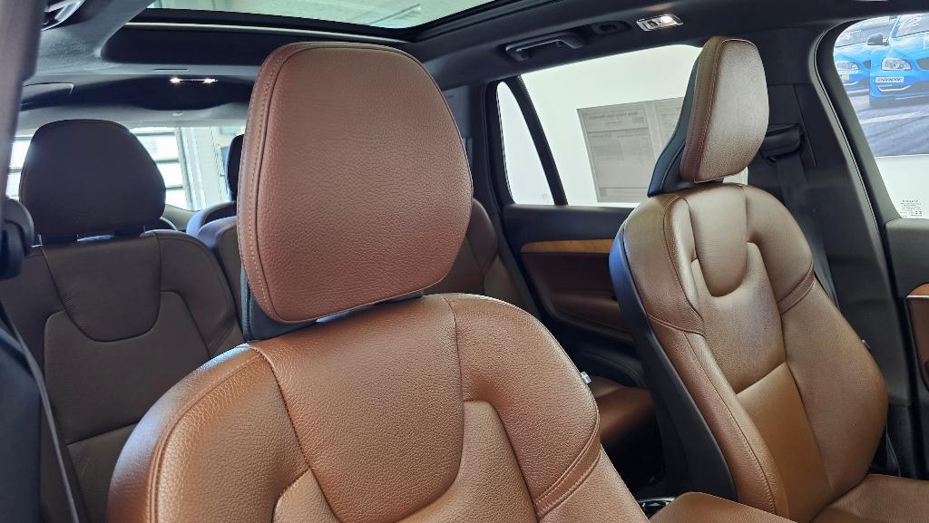 used 2022 Volvo XC90 Recharge Plug-In Hybrid car, priced at $40,945