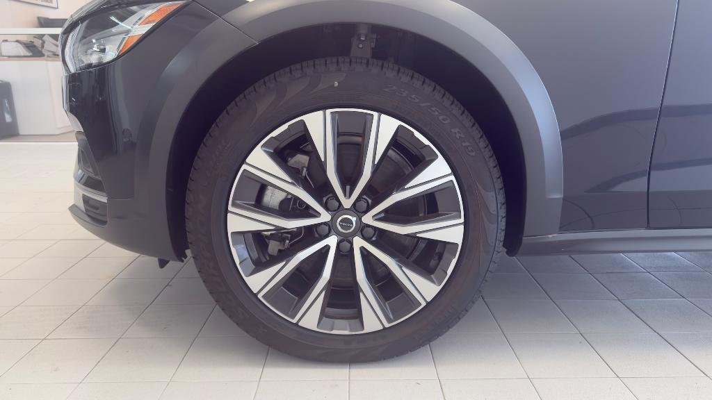 used 2024 Volvo V90 Cross Country car, priced at $58,078