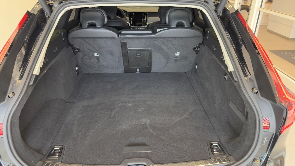 used 2024 Volvo V90 Cross Country car, priced at $58,078