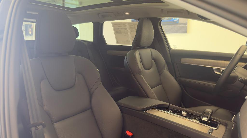 used 2024 Volvo V90 Cross Country car, priced at $58,078