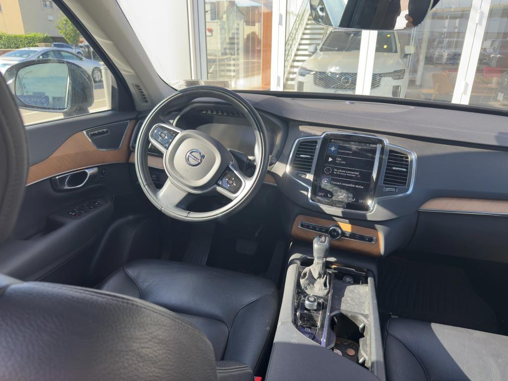 used 2022 Volvo XC90 car, priced at $35,976