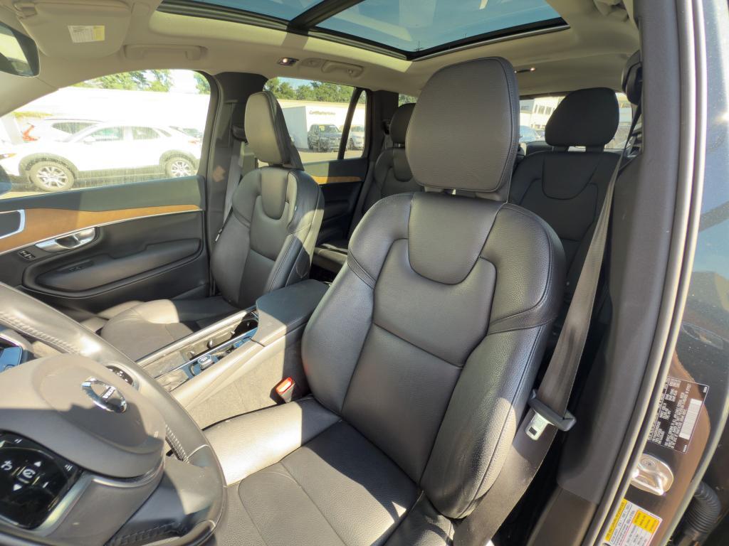 used 2022 Volvo XC90 car, priced at $35,976