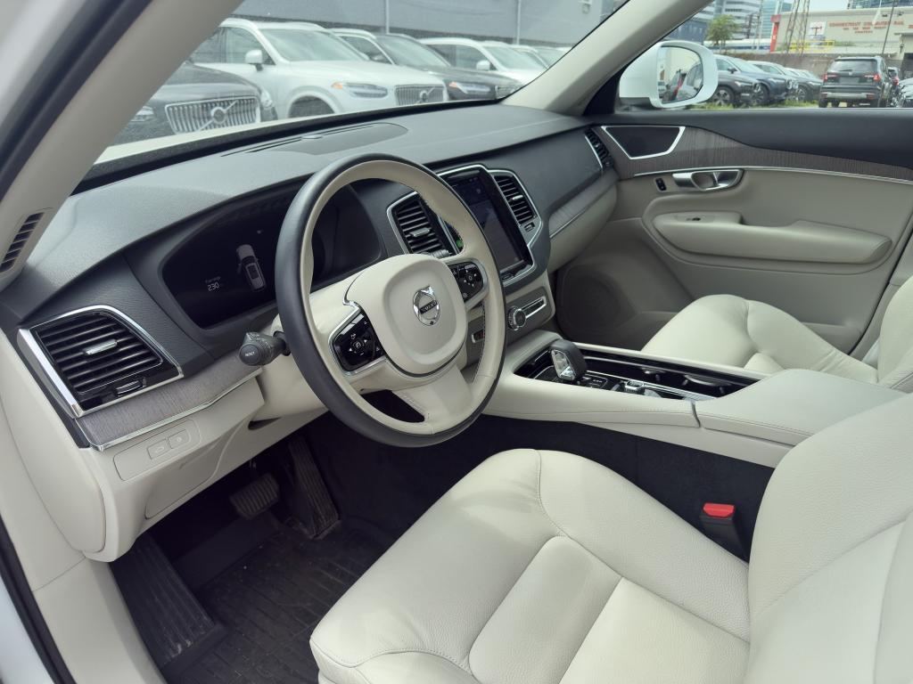 used 2023 Volvo XC90 Recharge Plug-In Hybrid car, priced at $47,042