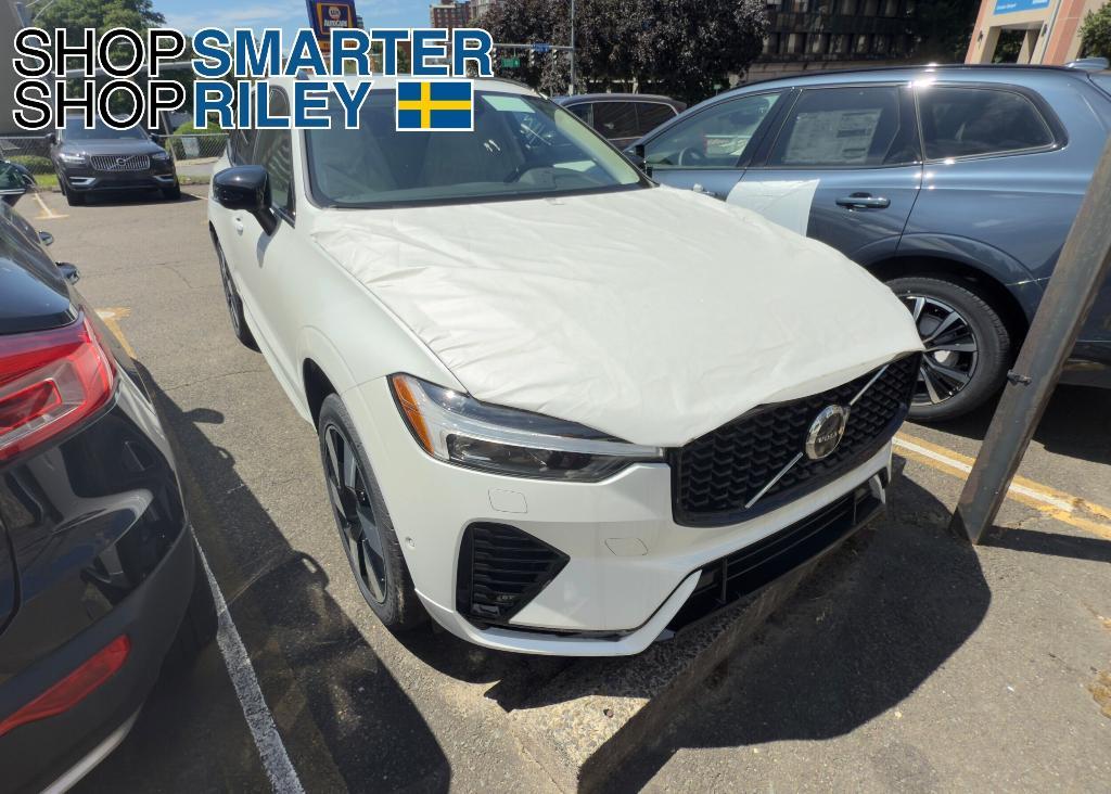 new 2025 Volvo XC60 Plug-In Hybrid car, priced at $66,235