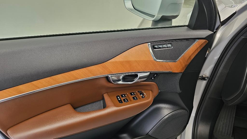 used 2023 Volvo XC90 Recharge Plug-In Hybrid car, priced at $56,316