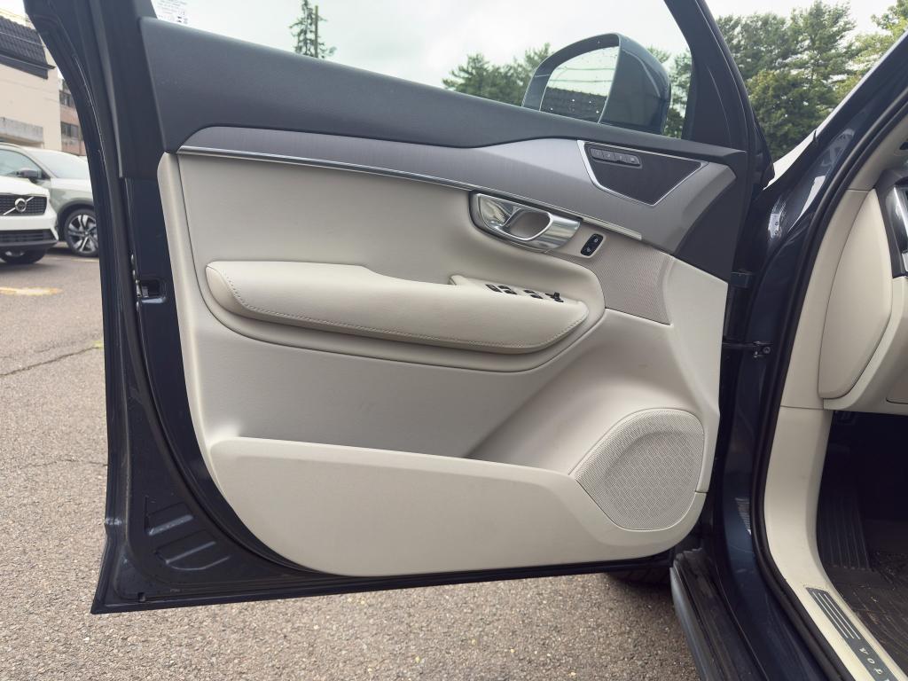 used 2024 Volvo XC90 car, priced at $44,261