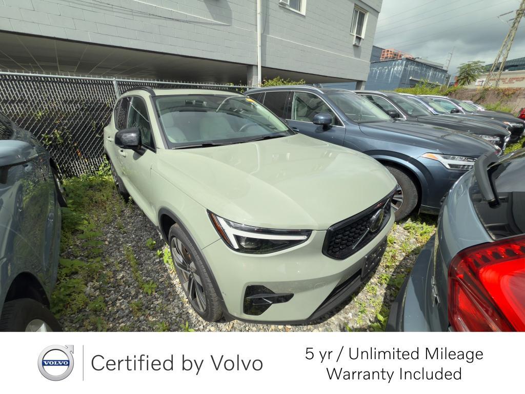 used 2024 Volvo XC40 car, priced at $40,582