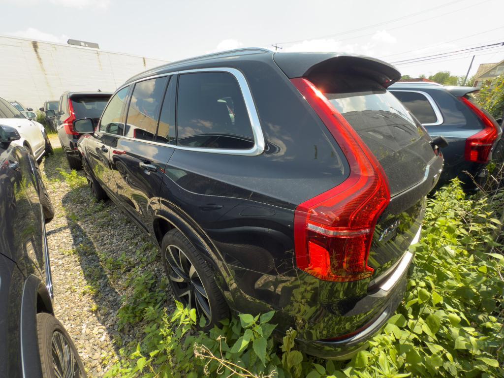 used 2022 Volvo XC90 car, priced at $34,635