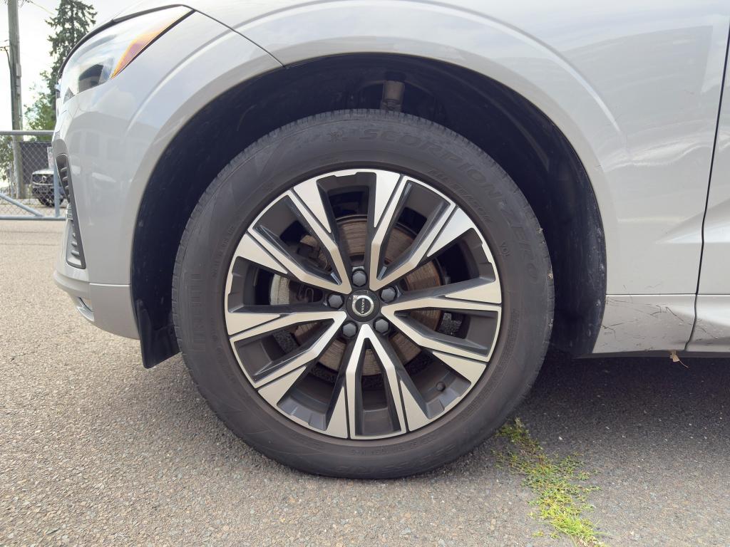 used 2023 Volvo XC60 car, priced at $31,237