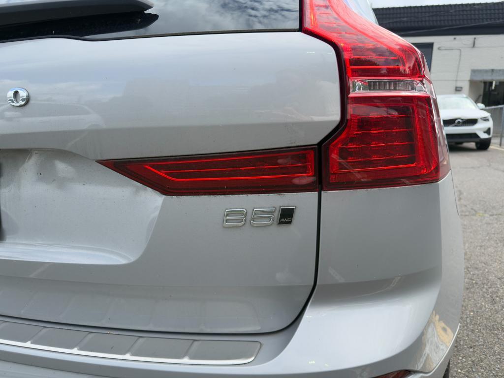 used 2023 Volvo XC60 car, priced at $31,237