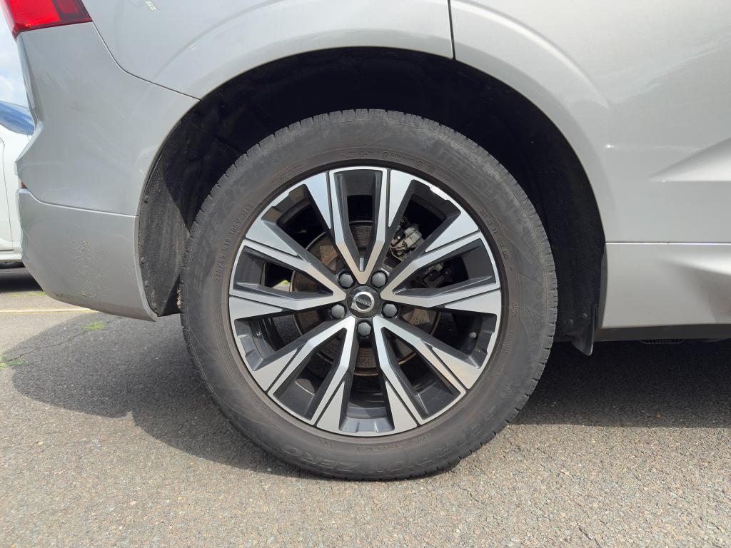 used 2023 Volvo XC60 car, priced at $31,237