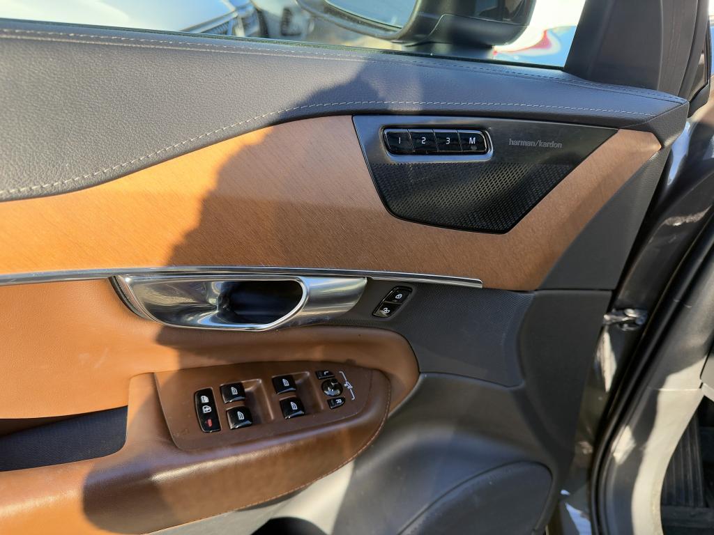 used 2020 Volvo XC90 car, priced at $32,657