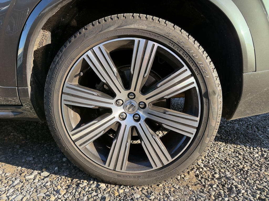 used 2020 Volvo XC90 car, priced at $32,657