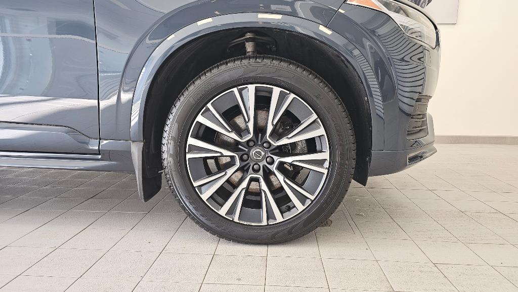 used 2022 Volvo XC90 car, priced at $35,620
