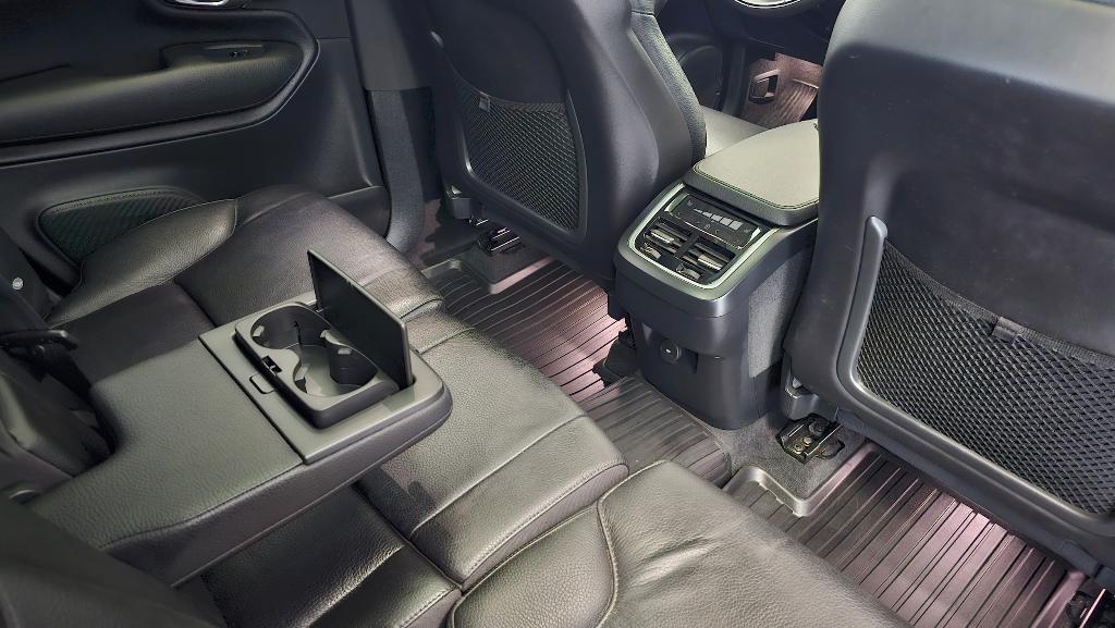 used 2022 Volvo XC90 car, priced at $44,686