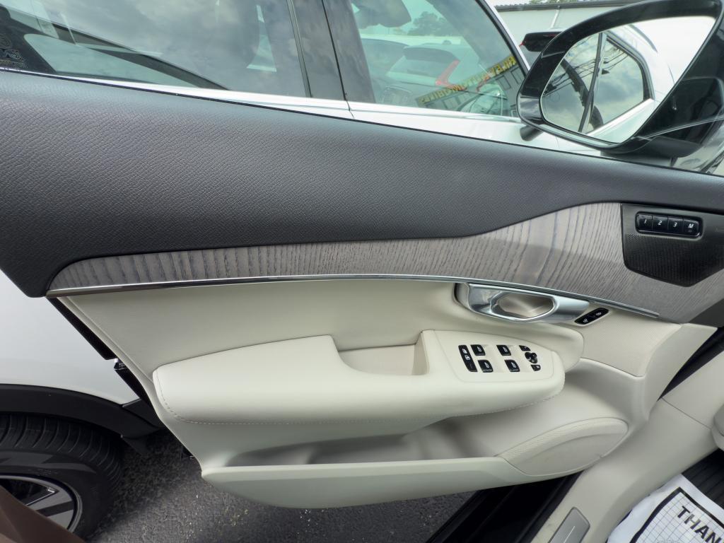 used 2023 Volvo XC90 Recharge Plug-In Hybrid car, priced at $51,627